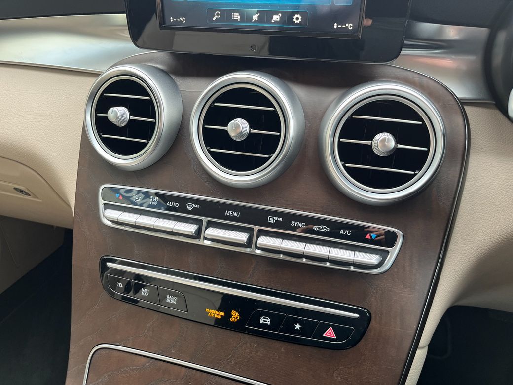 2021 Mercedes-Benz GLC Class