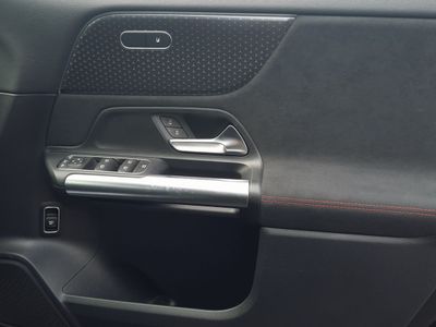 2025 Mercedes-Benz EQA