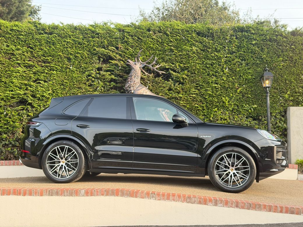 2024 Porsche Cayenne