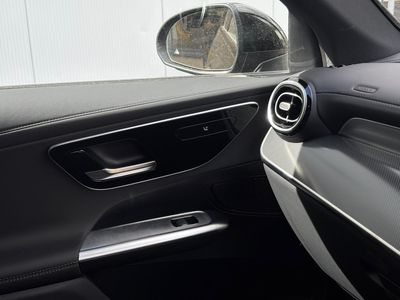 2025 Mercedes-Benz GLC Class