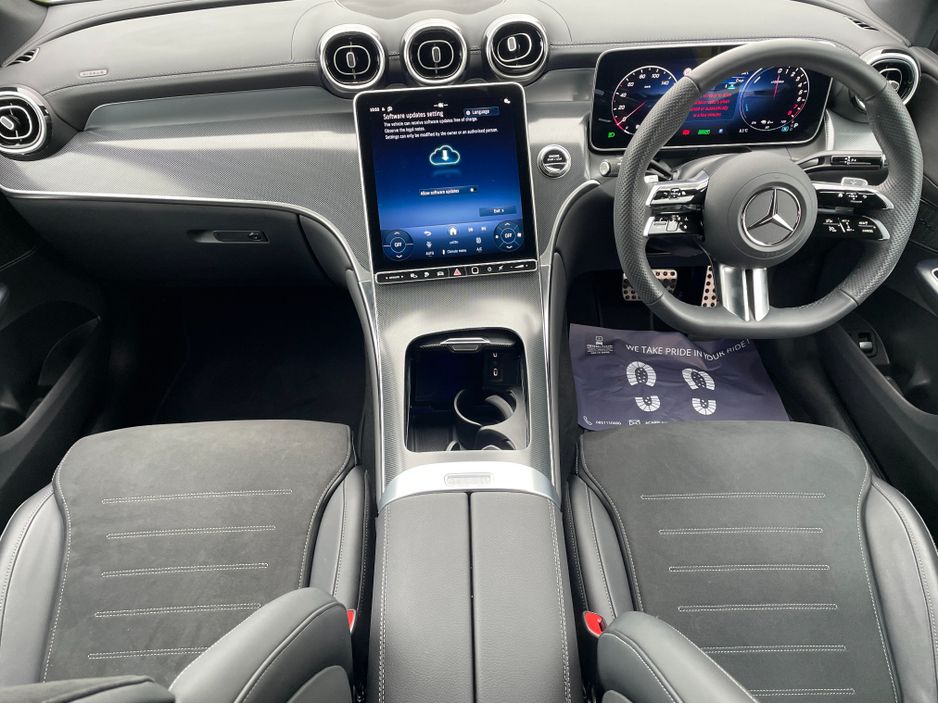 2025 Mercedes-Benz GLC Class