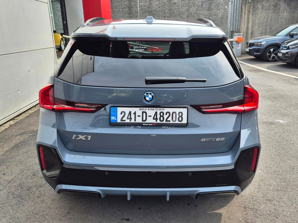 2024 BMW iX1