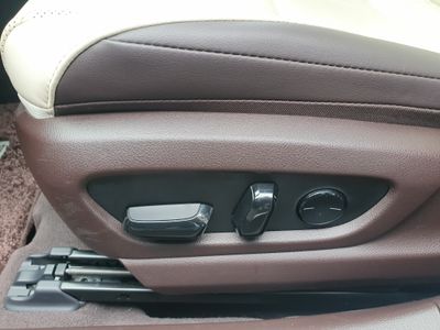 2019 Lexus ES 300h