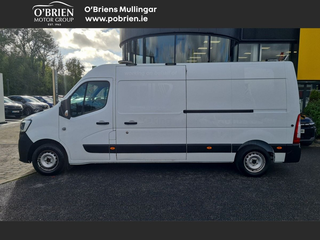 2021 Renault Master