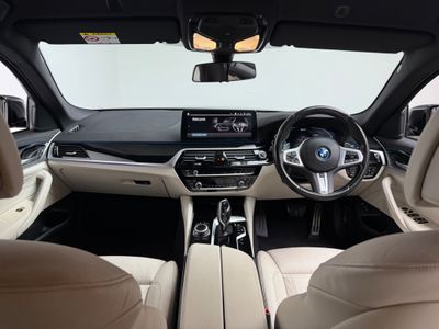 2022 BMW 5 Series