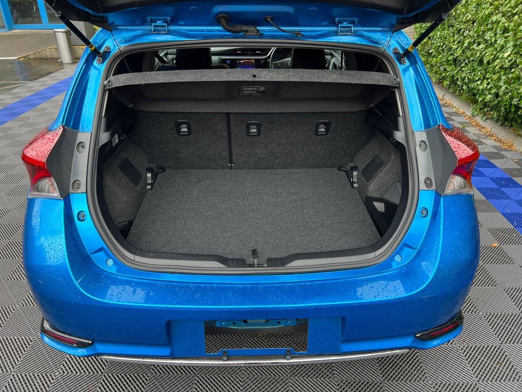 2017 Toyota Auris