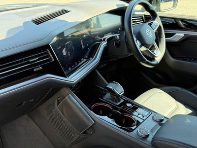2024 Volkswagen Touareg