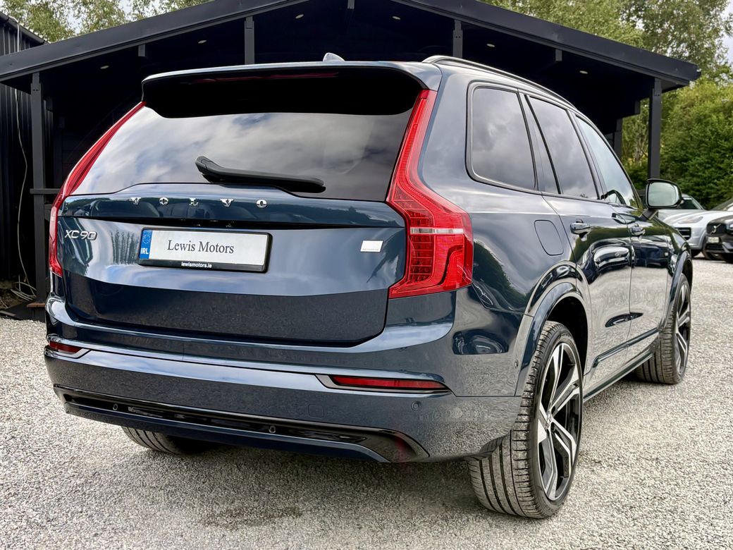 2022 Volvo XC90