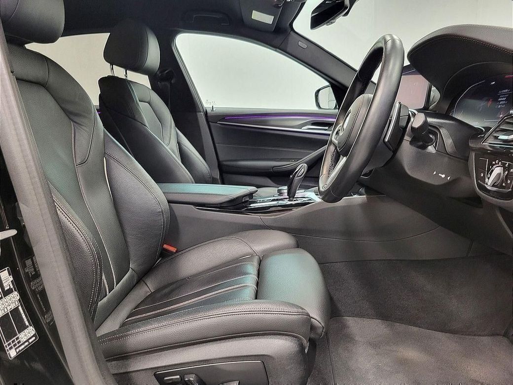 2022 BMW 5 Series