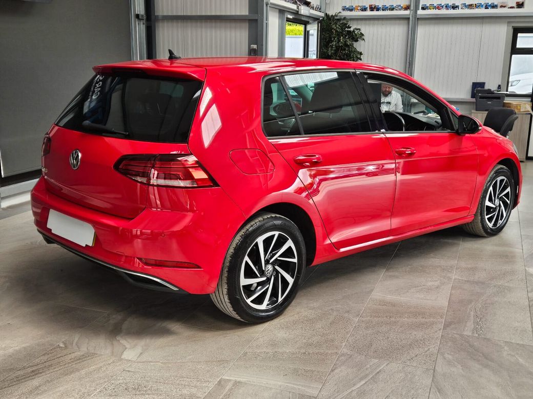 2019 Volkswagen Golf