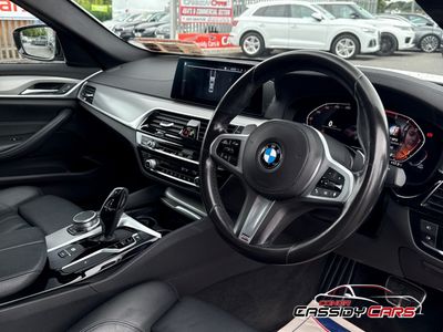 2020 BMW 520