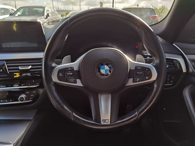 2018 BMW 530