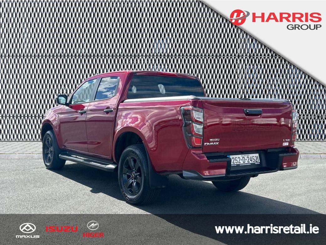 2025 Red Isuzu D-MAX