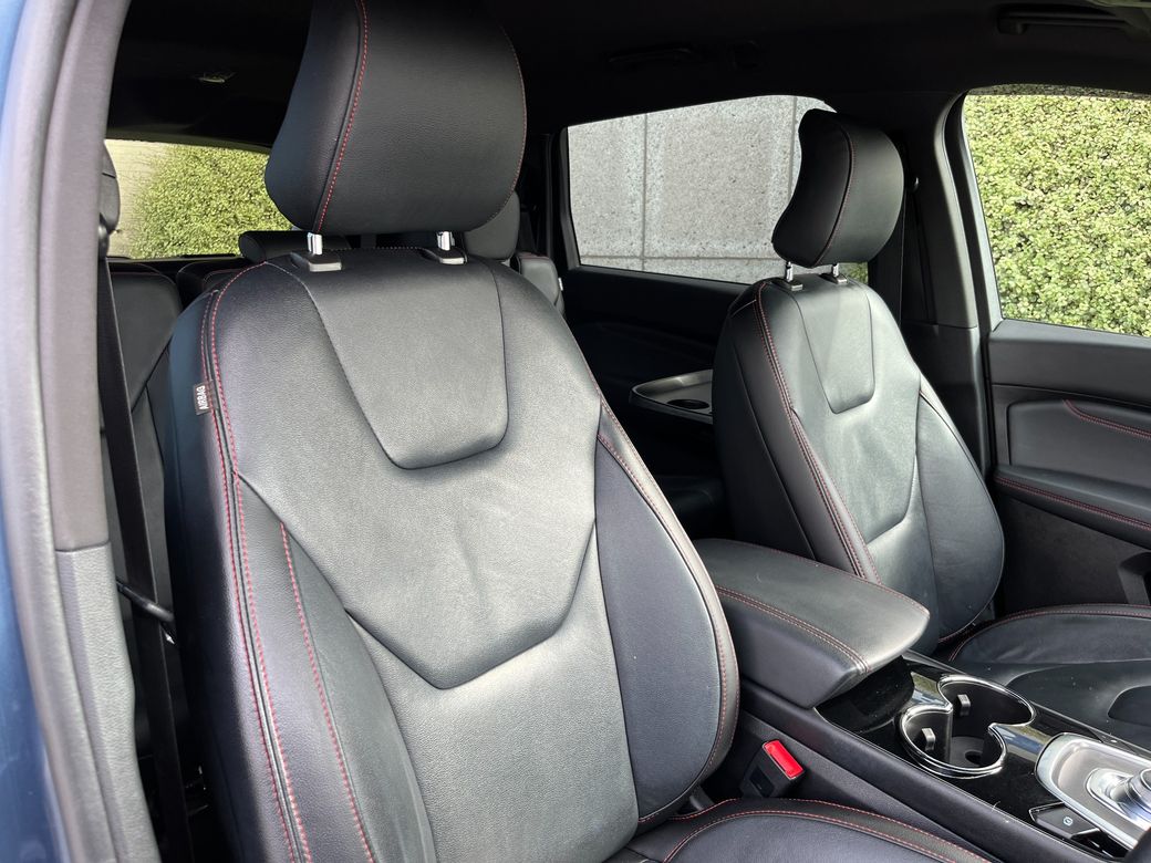 2023 Ford S-Max