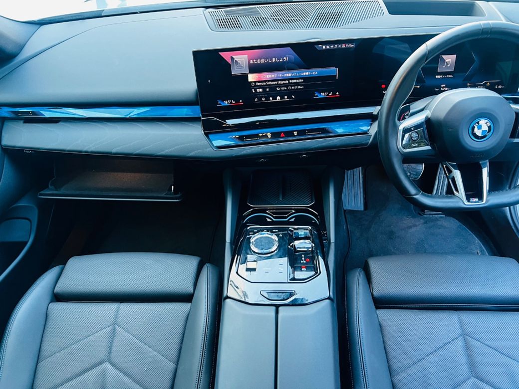 2023 BMW i5