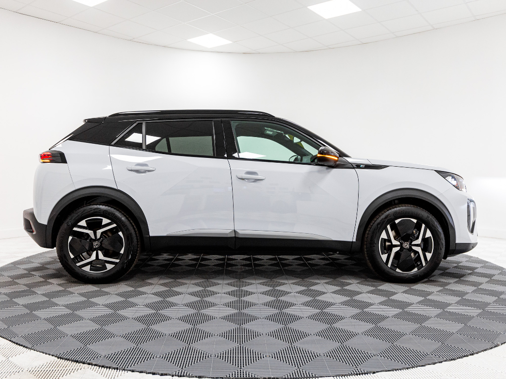 2025 Peugeot 2008