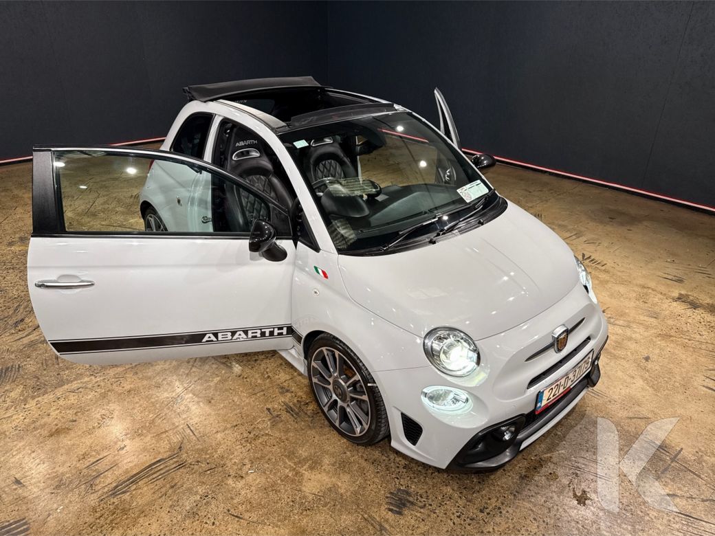 2022 Abarth 595c