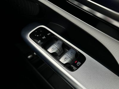 2025 Mercedes-Benz GLC Class