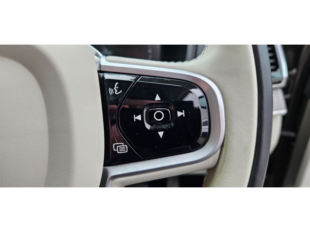2021 Volvo XC90