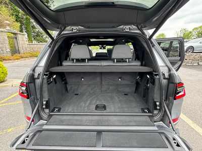 2023 BMW X7