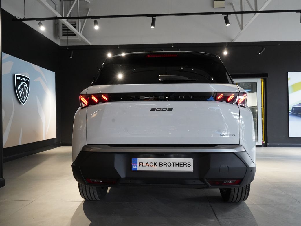 2025 Peugeot 5008