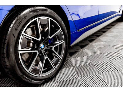 2025 BMW i4