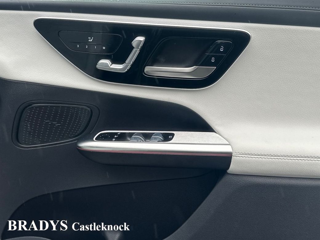 2025 Mercedes-Benz GLC Class