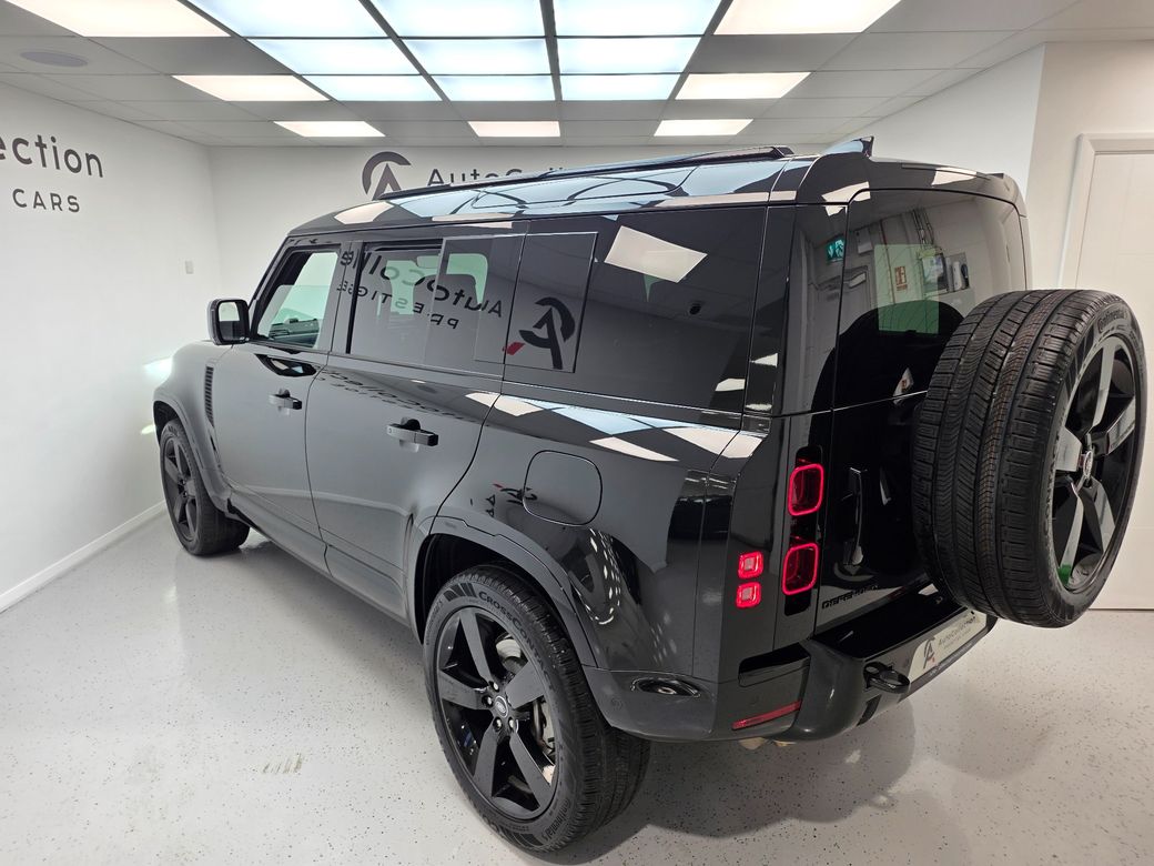 2025 Land Rover Defender 110