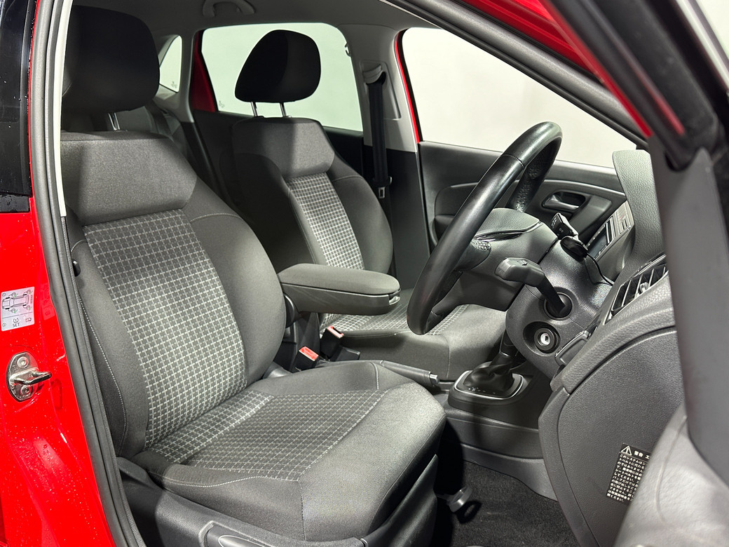 2017 Volkswagen Polo