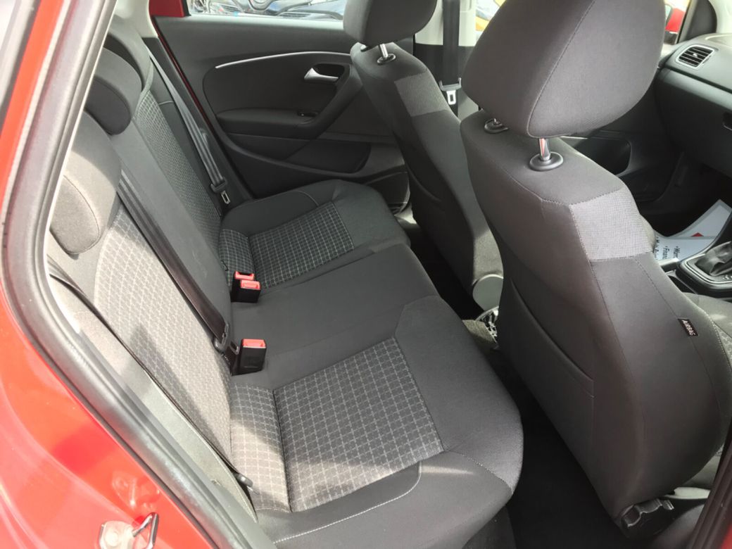 2014 Volkswagen Polo