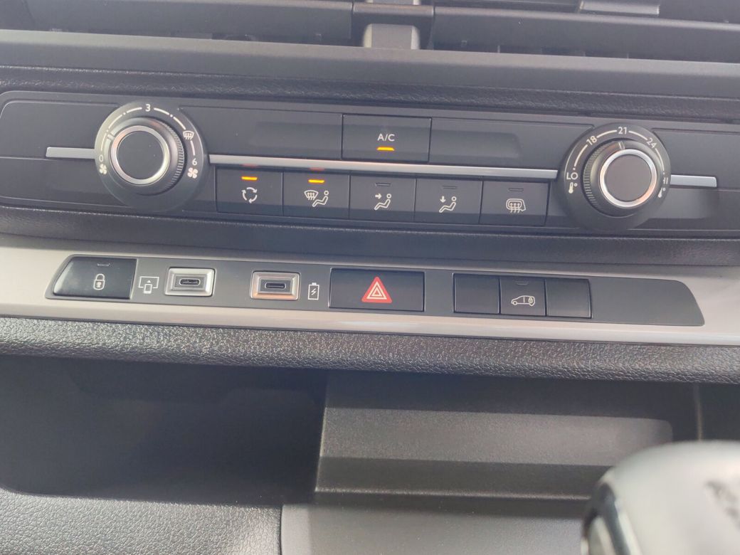 2026 Peugeot Expert
