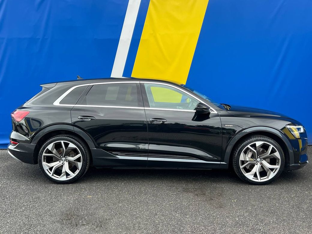 2021 Audi e-tron
