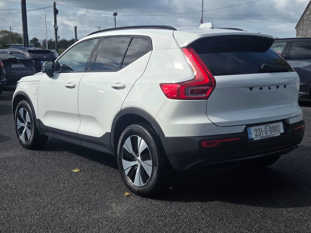 2023 Volvo XC40