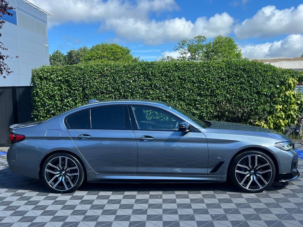 2021 BMW 5 Series