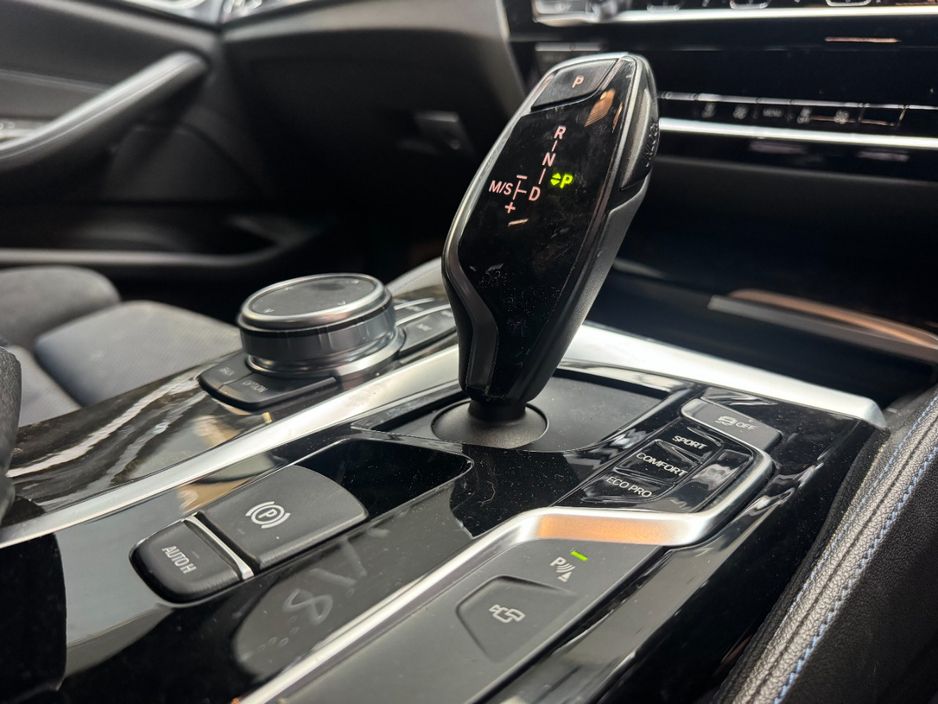 2018 BMW 5 Series