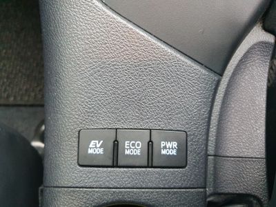 2017 Toyota Auris