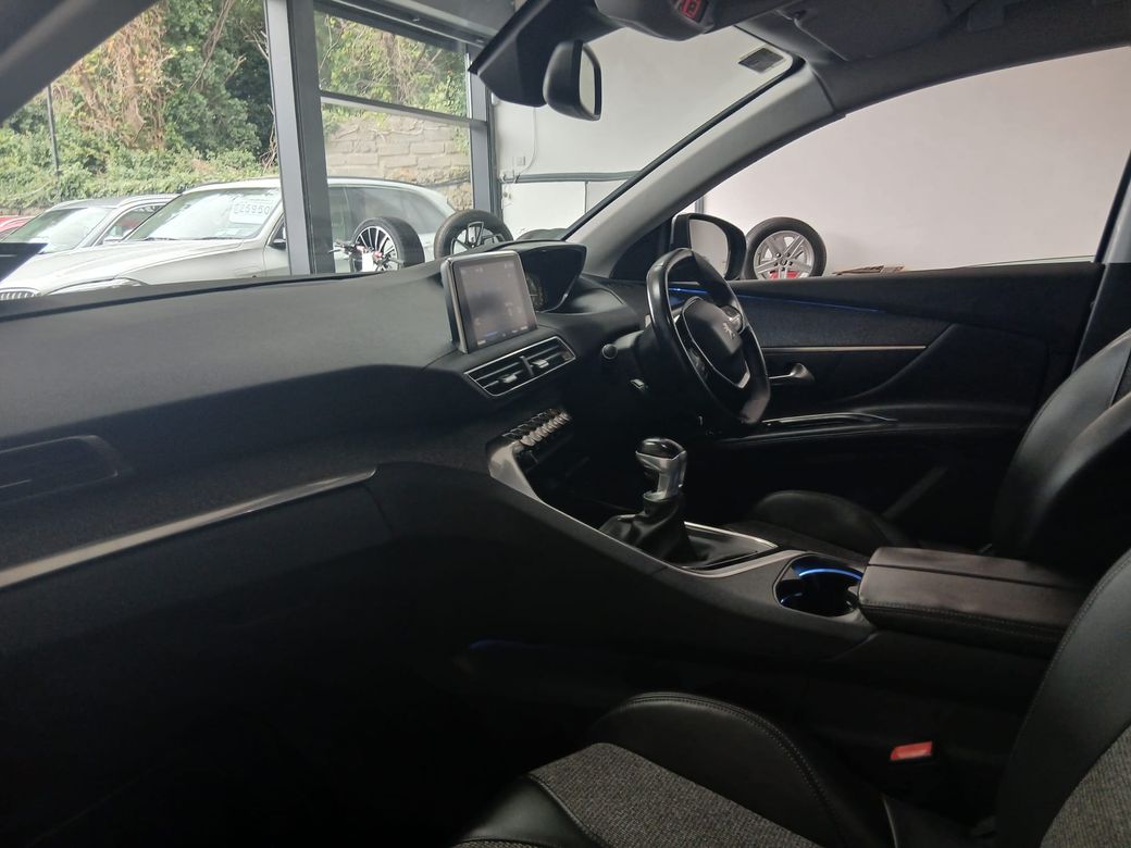 2019 Peugeot 5008