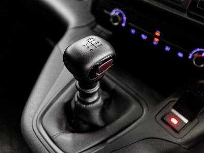2024 Peugeot Partner