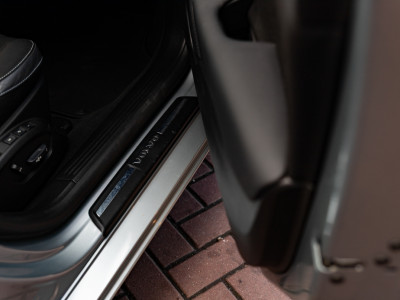 2017 Volvo V40