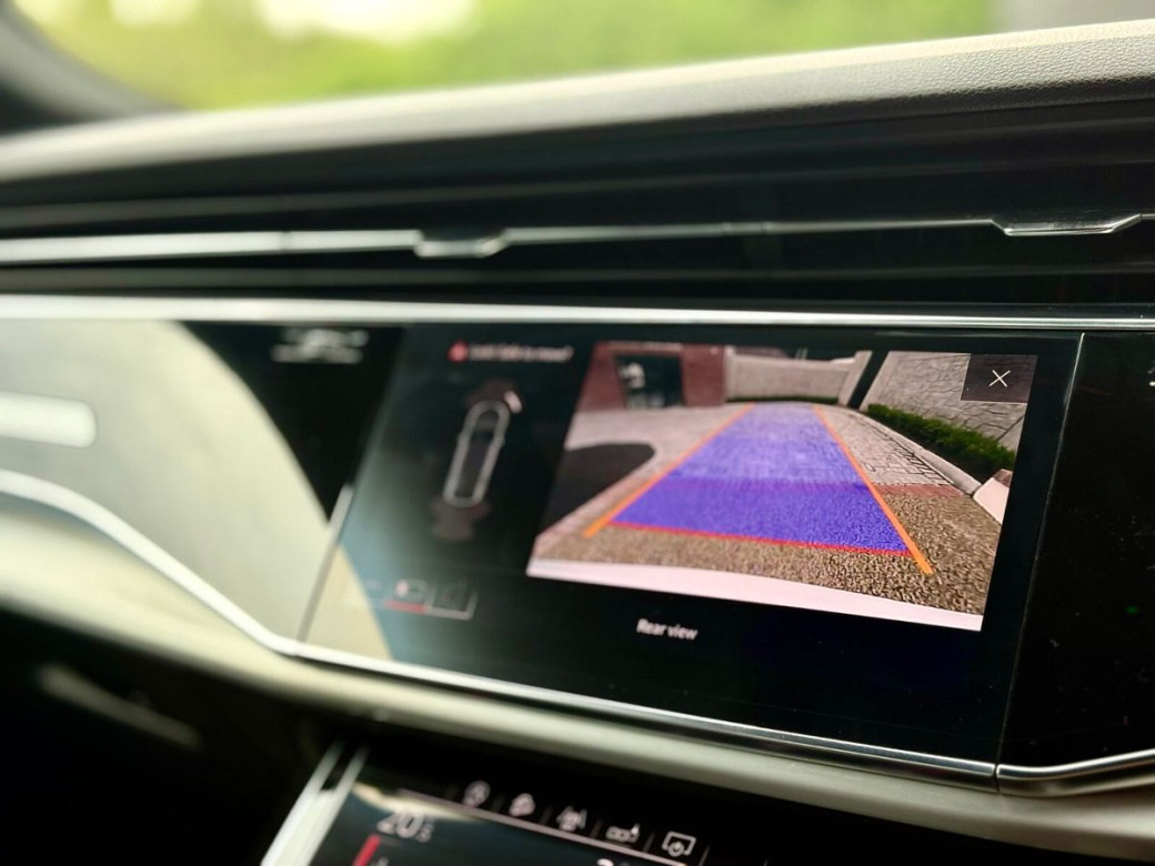 2019 Audi Q8