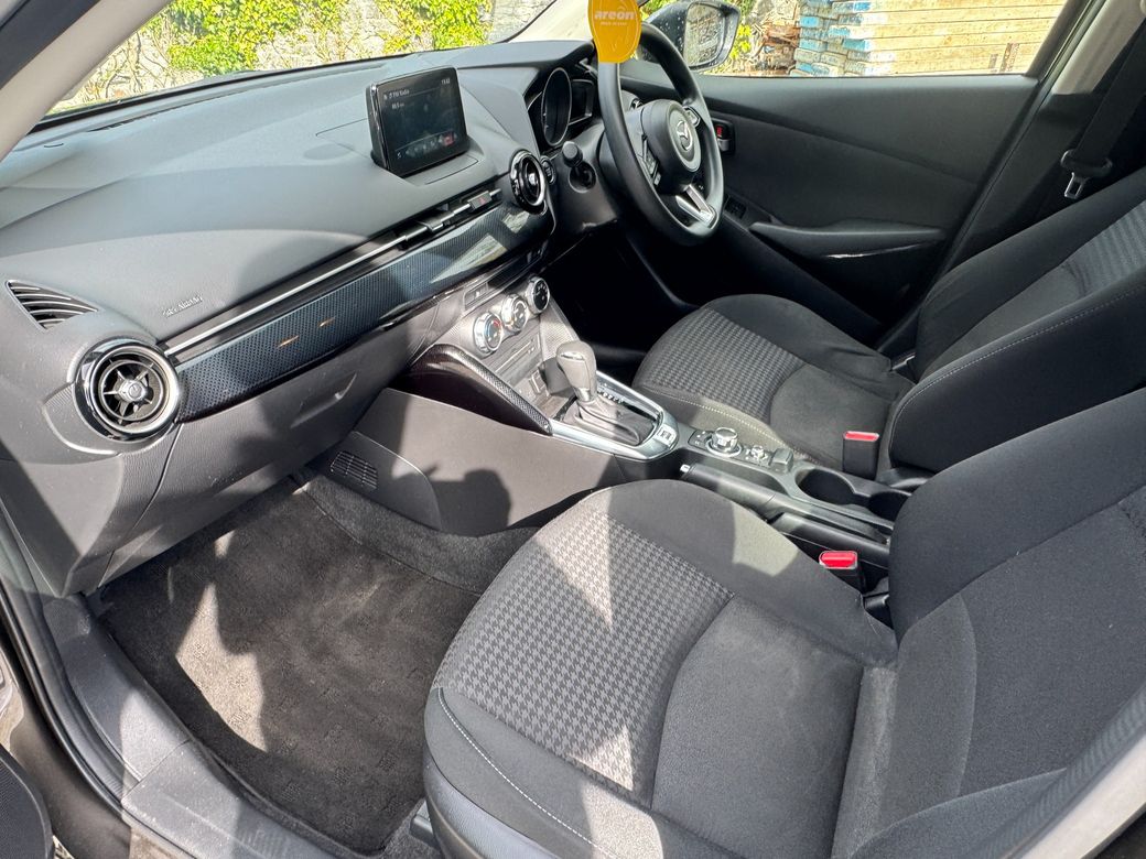 2016 Mazda Demio