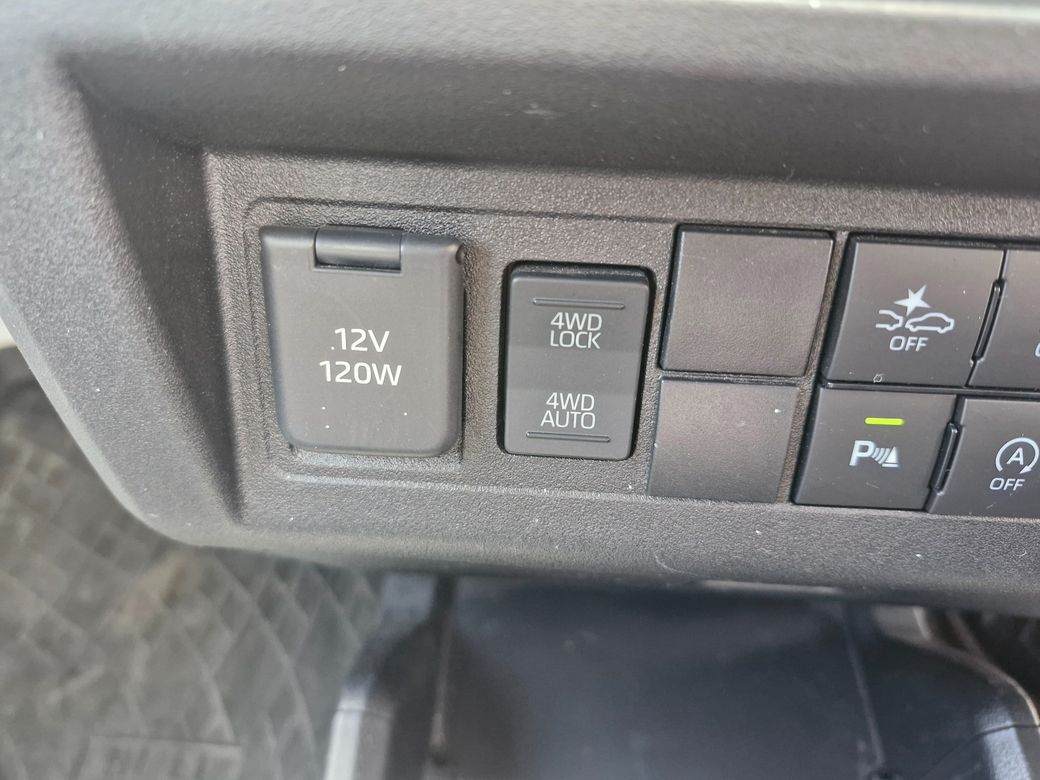 2022 Daihatsu Hijet