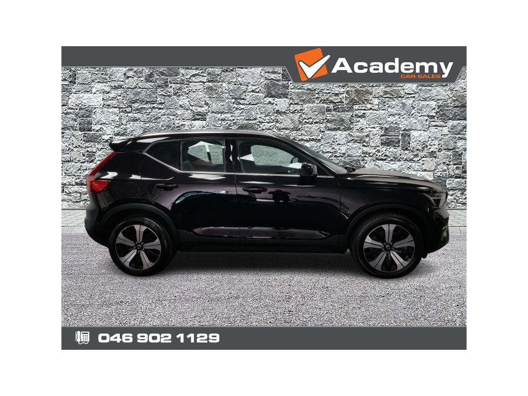 2023 Volvo XC40
