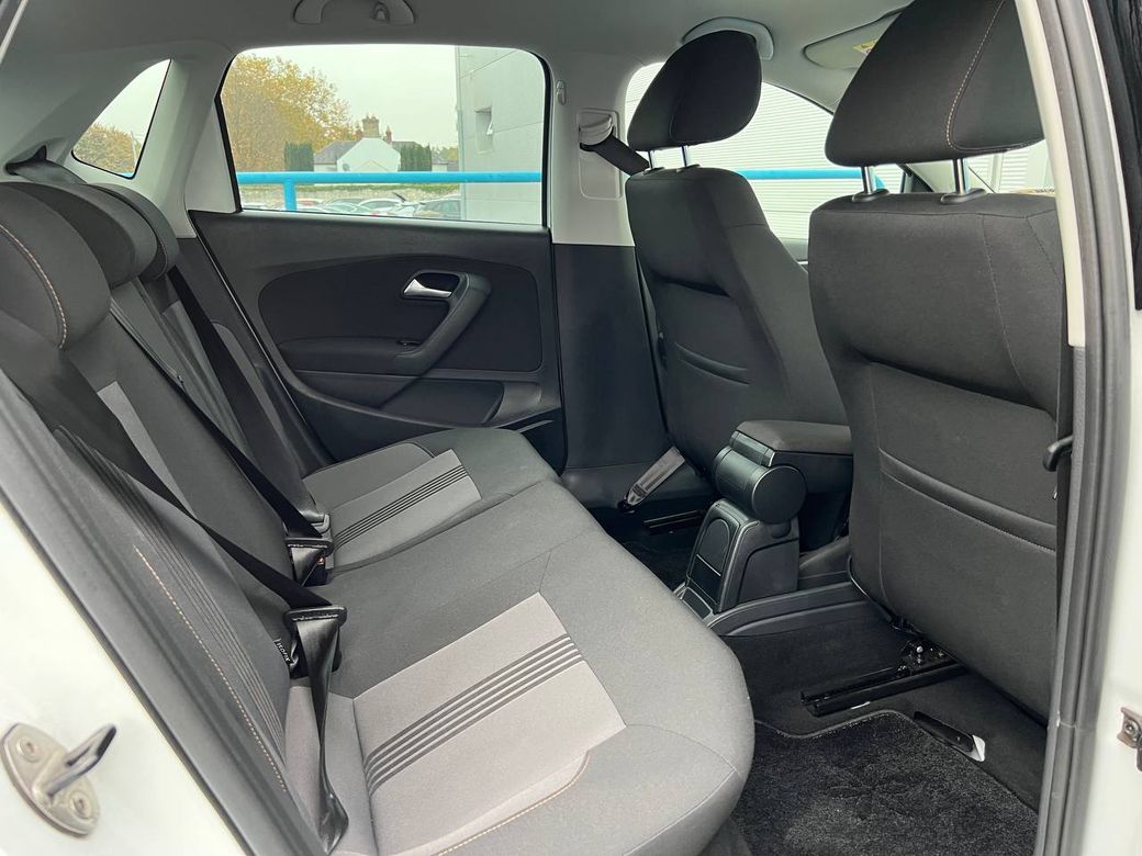 2016 Volkswagen Polo