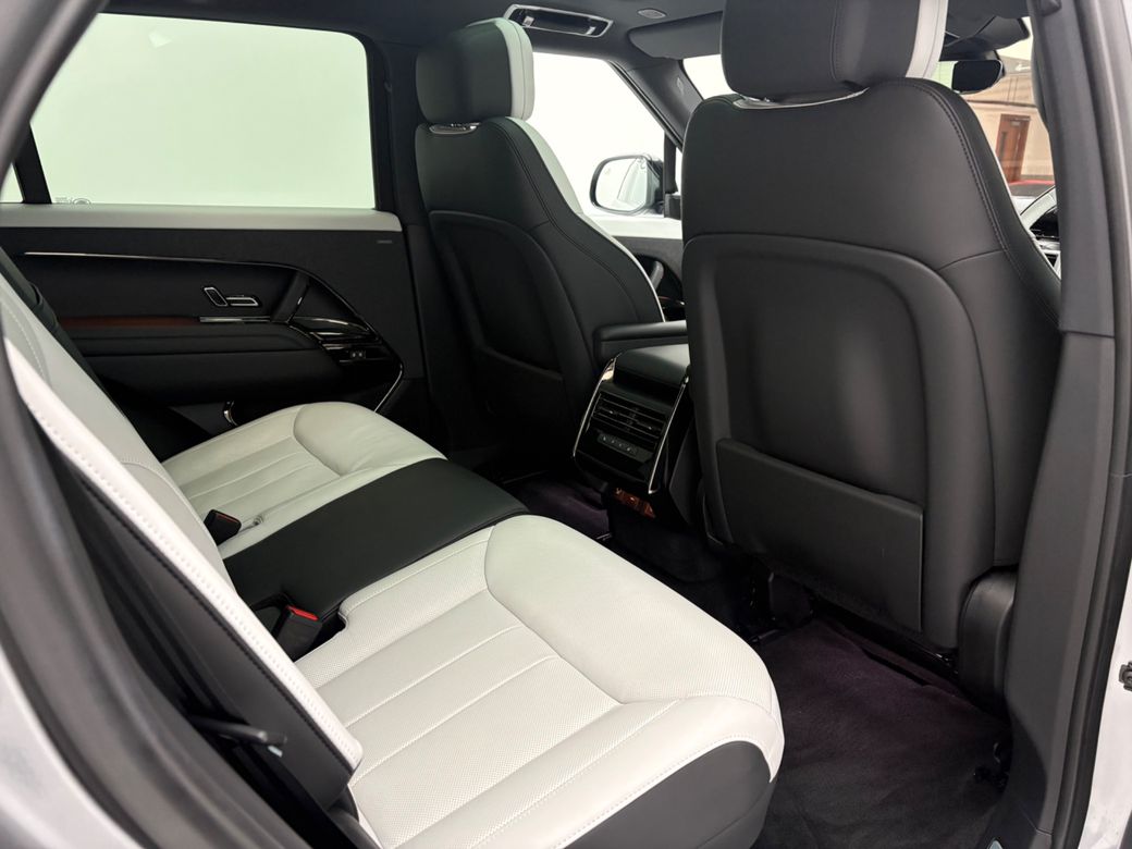 2024 Land Rover Range Rover Sport