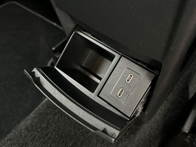 2025 Mercedes-Benz GLB Class