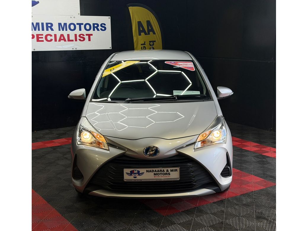 2017 Toyota Vitz