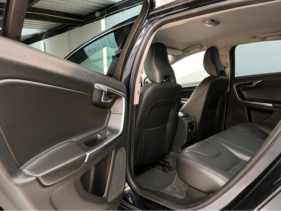 2018 Volvo V60