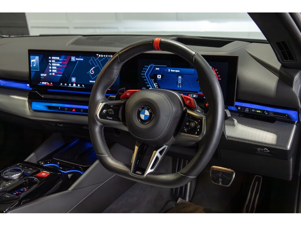 2025 BMW M5