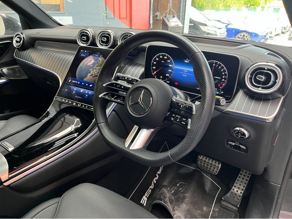 2024 Mercedes-Benz GLC Class